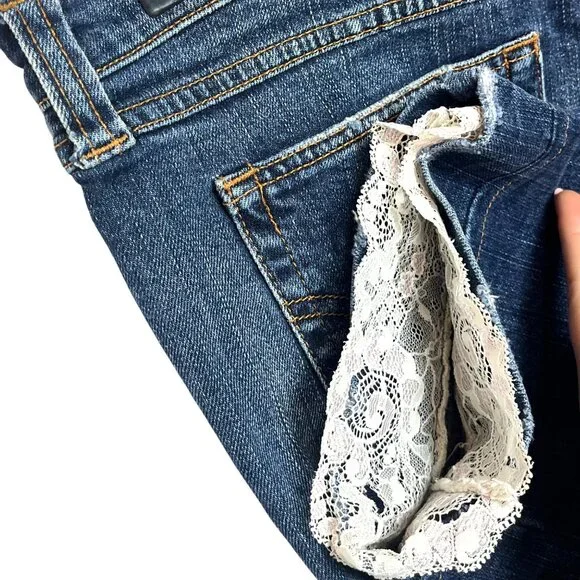 D&G Dolce & Gabbana Womens Denim Capri Jeans With Lace Accent Size 32 waist - Picture 6 of 12